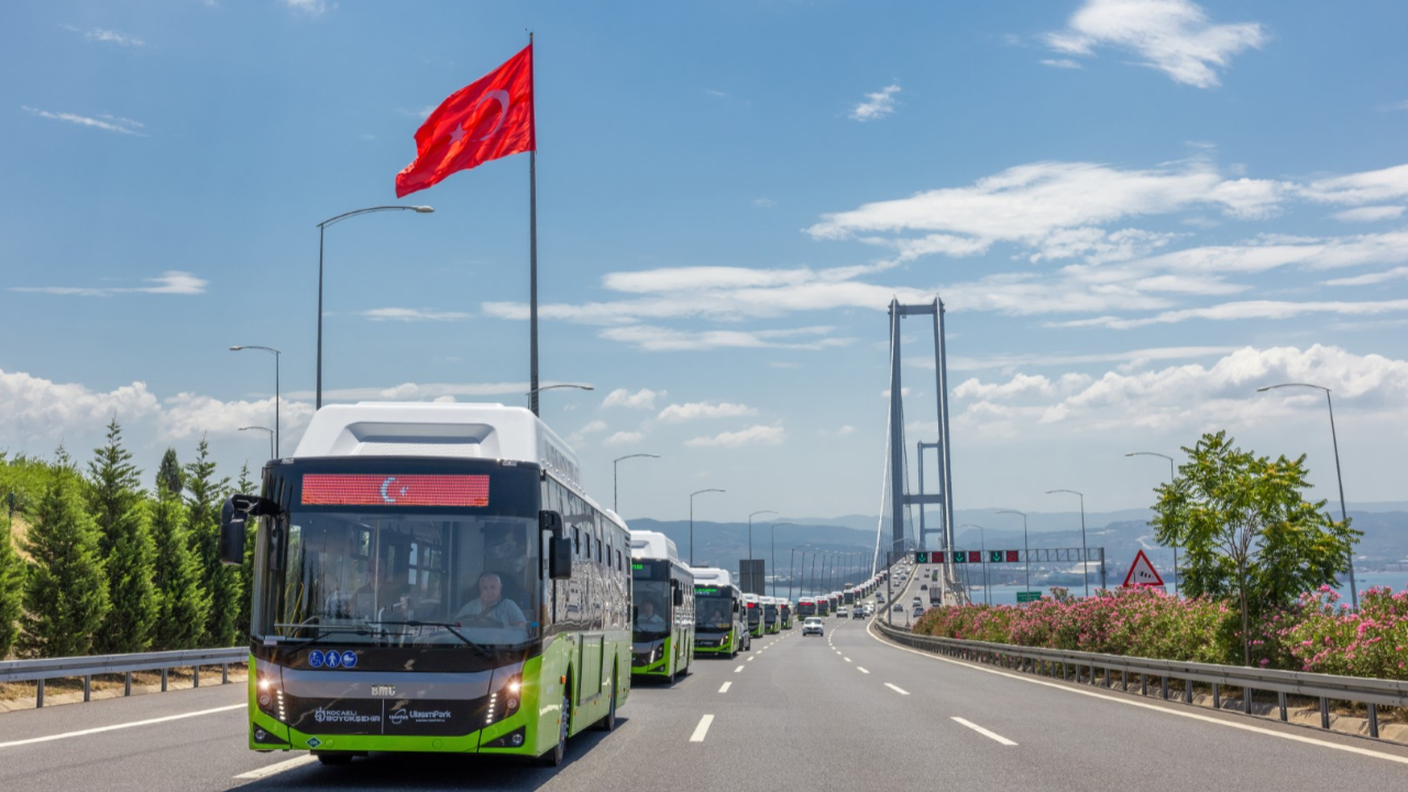 Metro ve tramvay ağı genişliyor, ulaşım filosu büyüyor;