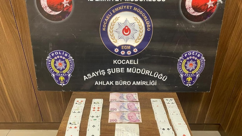 Kahvehaneye kumar baskını!