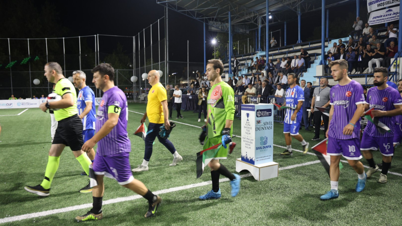 Hemşehri Cup’ta fileler golle doldu