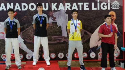 Çayırovalı karateciler, turnuvadan 5 madalyayla döndü