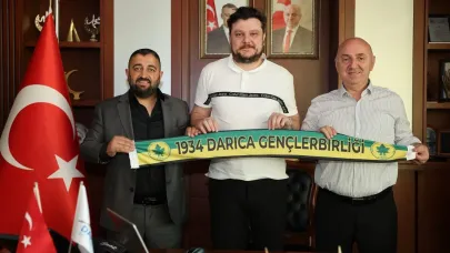 Ekin Uzunlar, 9 Ekim’de Darıca 1934 Gençlerbirliği için konser verecek!