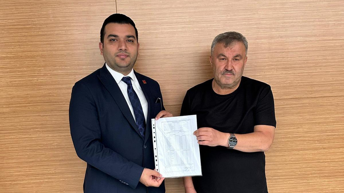 CHP Darıca’da Hüseyin Cihan Özaltan mazbatasını aldı