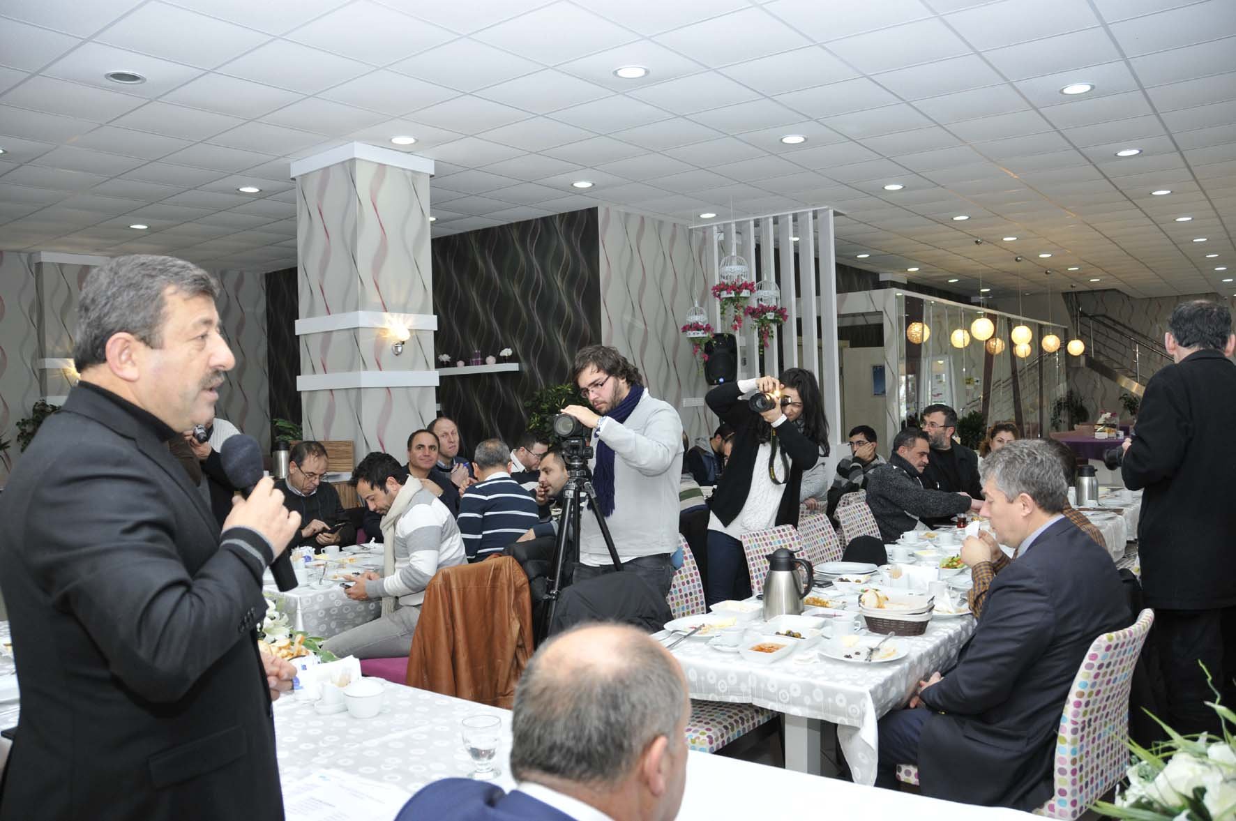 Karabacak, 2016 projelerini açıkladı