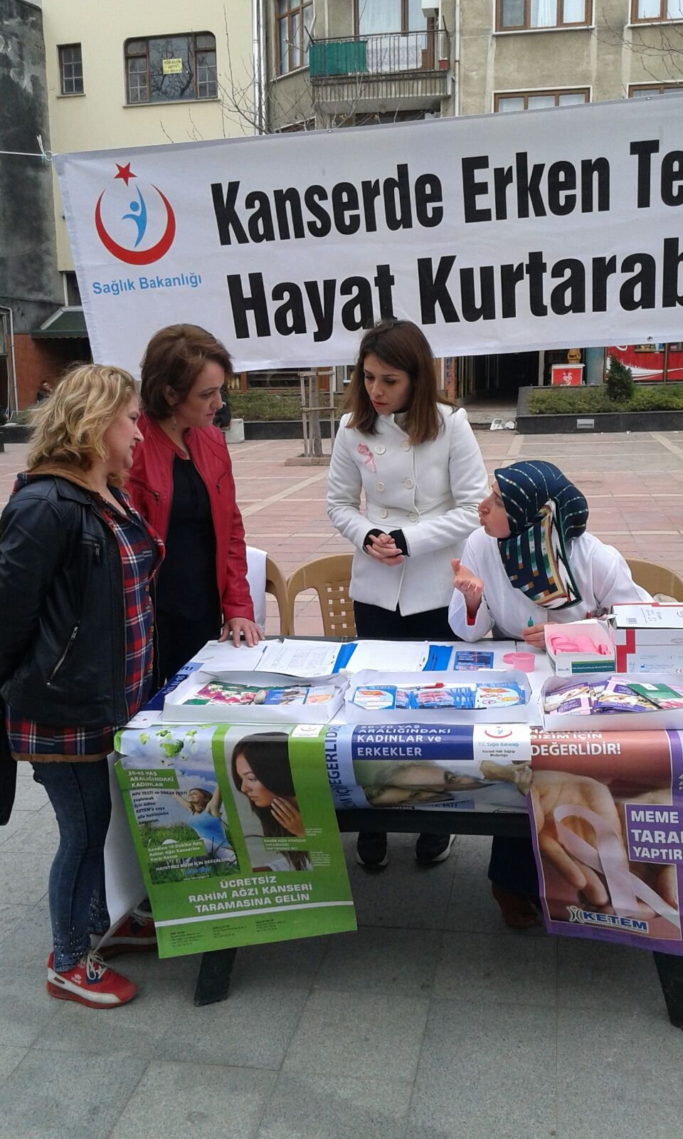 CHP'li kadınlardan KETEM'e destek!