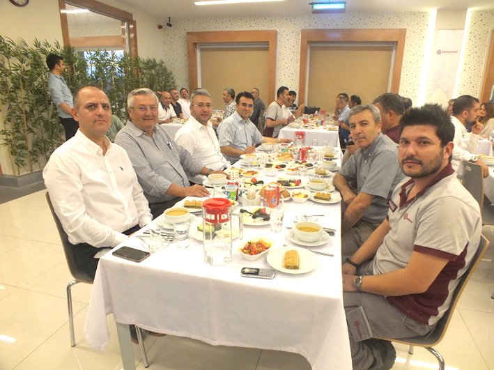 Kastamonu Entegre ailesi iftarda buluştu