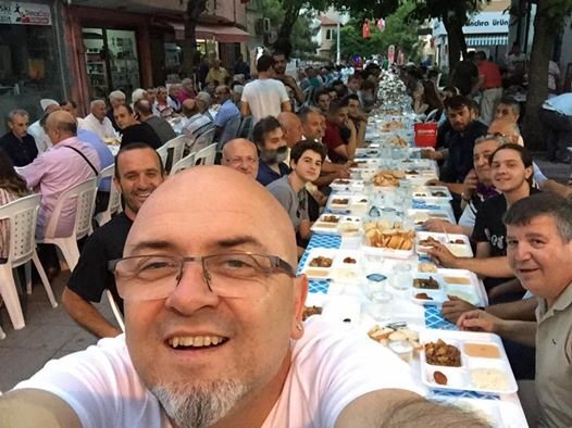 Darıcalılar Derneği'nin iftarına büyük ilgi