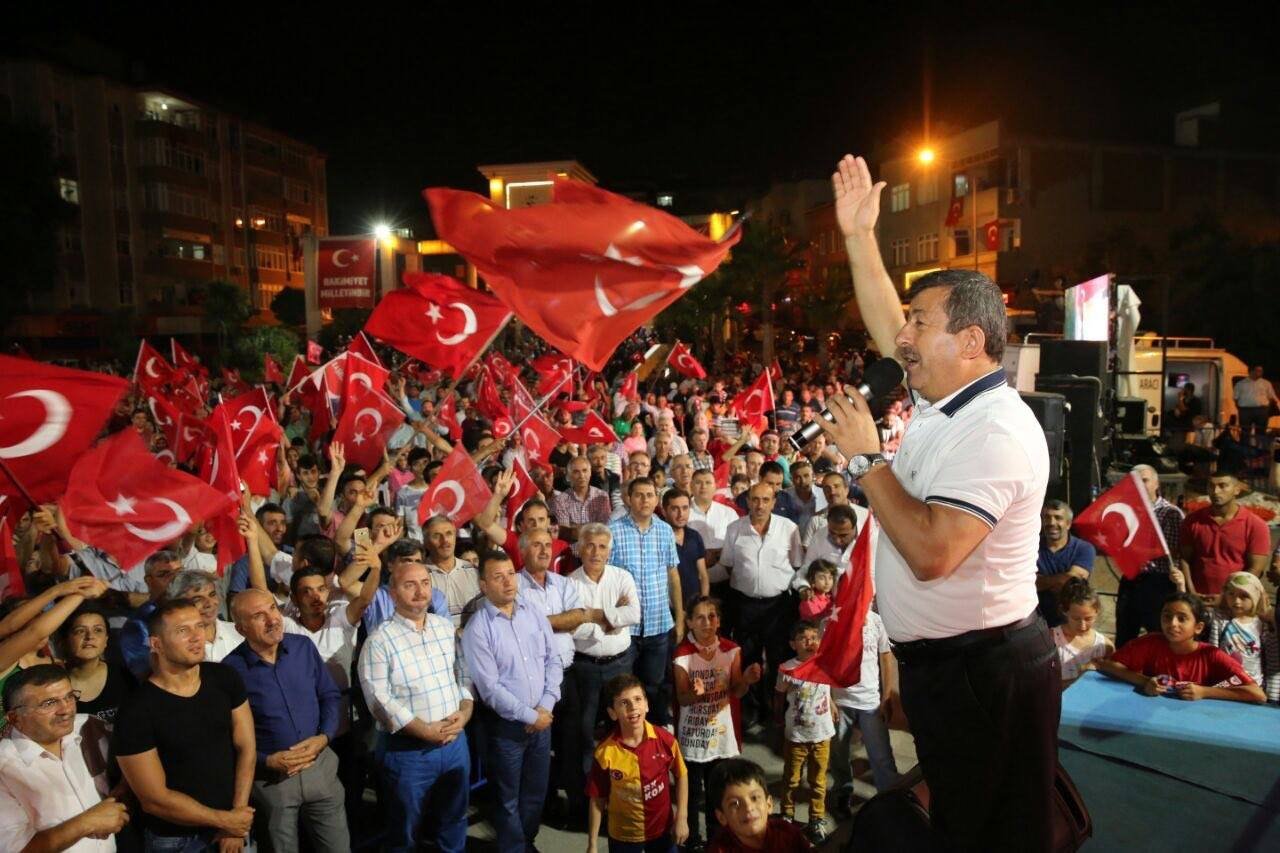 Darıcalılar, meydanları boş bırakmıyor