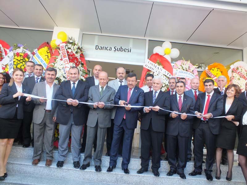 Vakıfbank, 741'inci şubesini Darıca'ya açtı