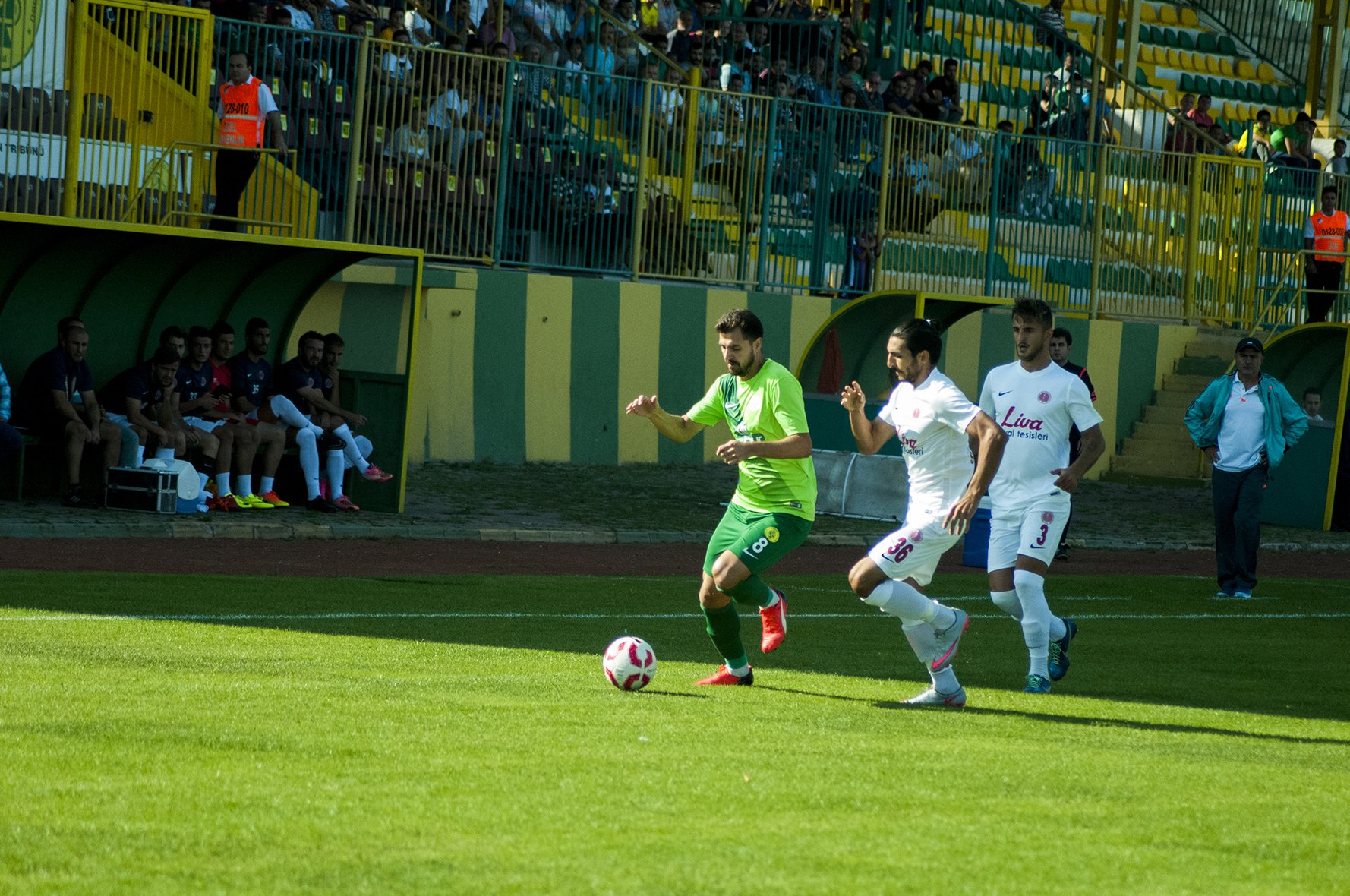 Ankaragücü'ne bileniyoruz!