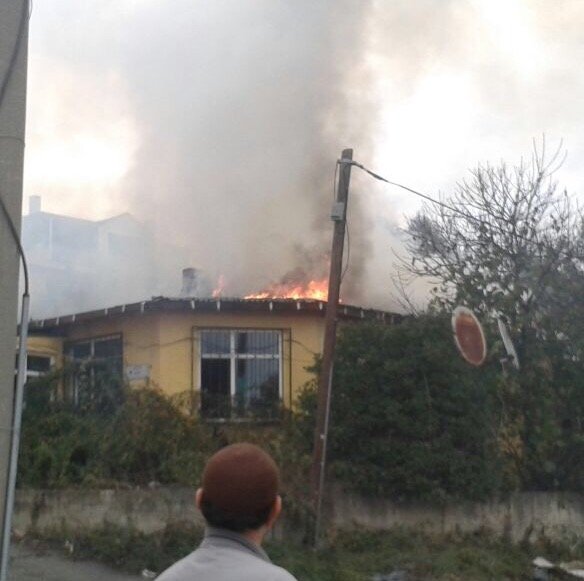 Fevzi Çakmak'ta korkutan yangın