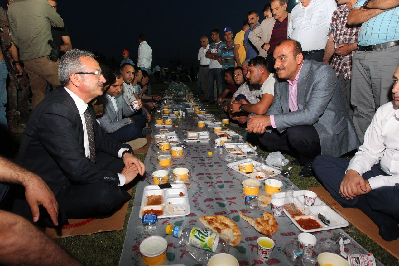 Köşker, Silvanlılarla iftarda buluştu