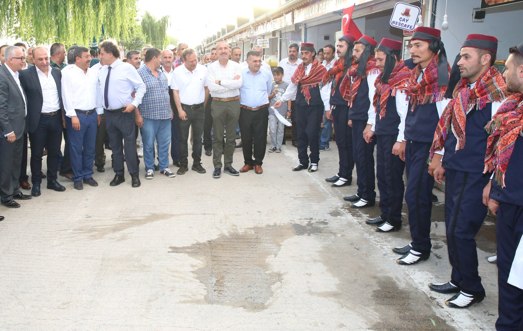 DARICA'DA YİĞİDOLAR SAHNE ALDI