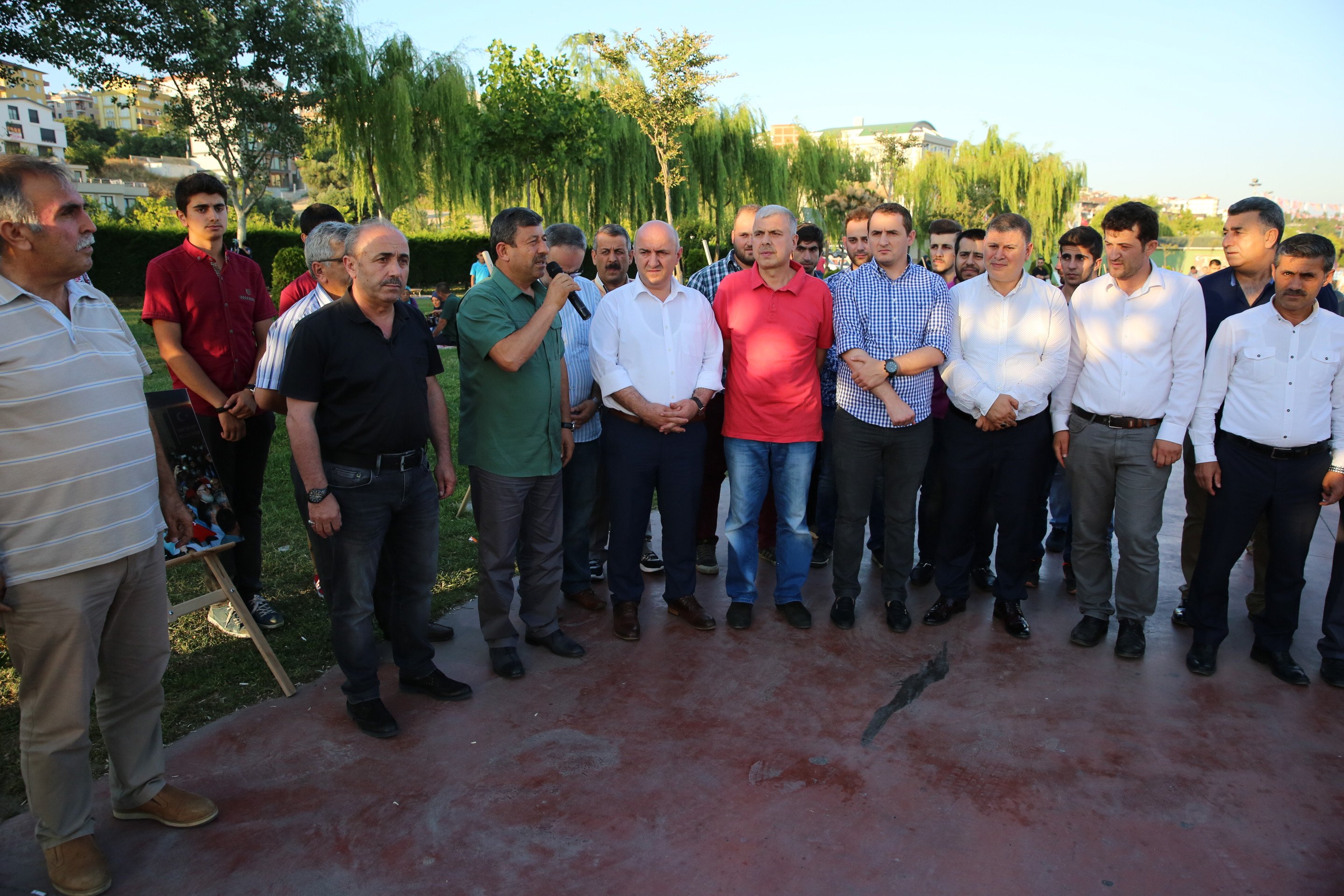 Darıca'da 15 Temmuz fotoğraf sergisi açıldı