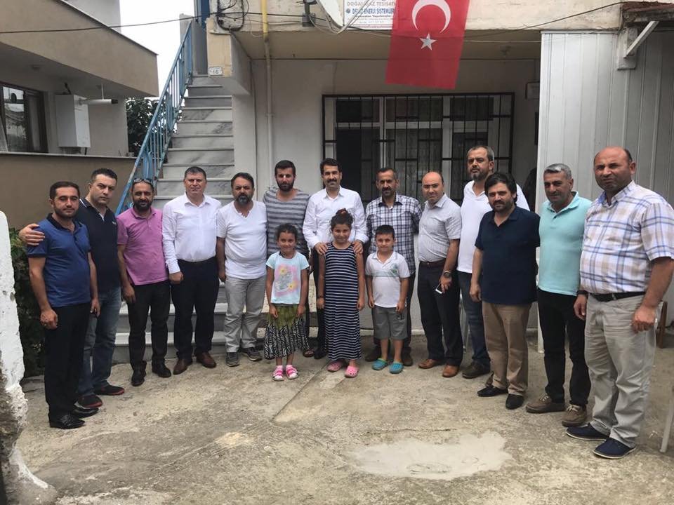 Ak Parti heyeti, Darıcalı gaziyi evinde ziyaret etti