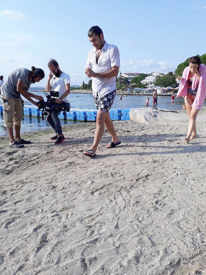 Ünlü dizi oyuncuları Bayramoğlu'nda yüzdü