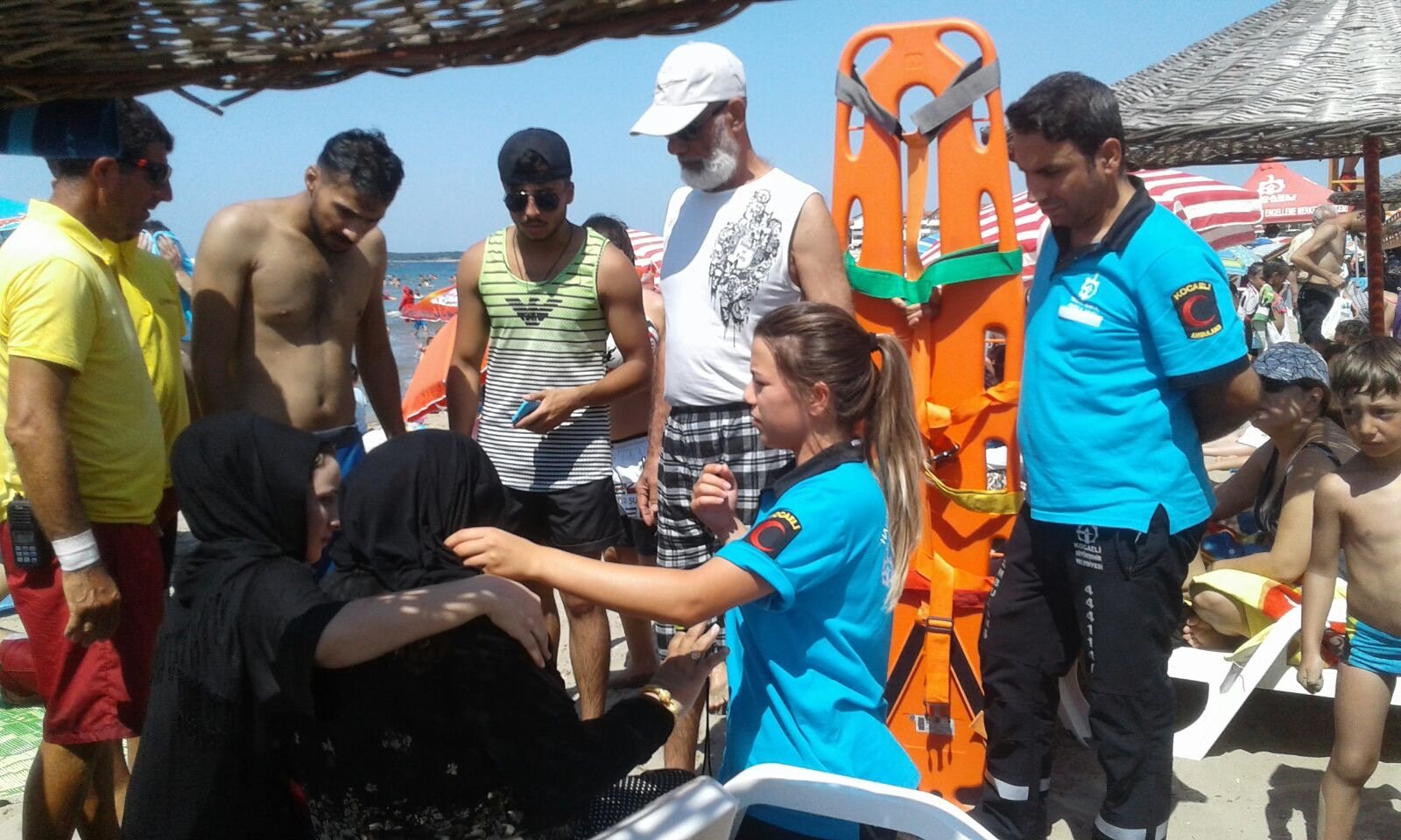 Bayramoğlu'nda 5 kişi boğulmaktan kurtarıldı