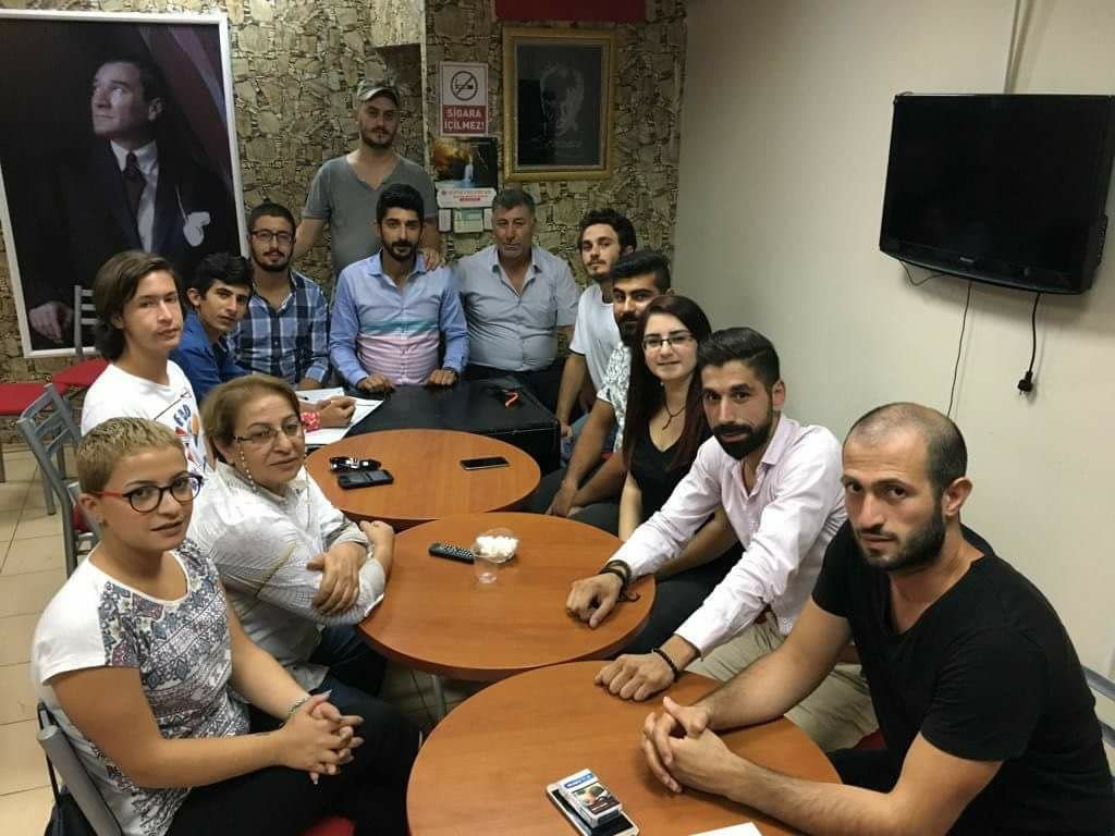 CHP'liler, Darıcalı gençlerle buluştu