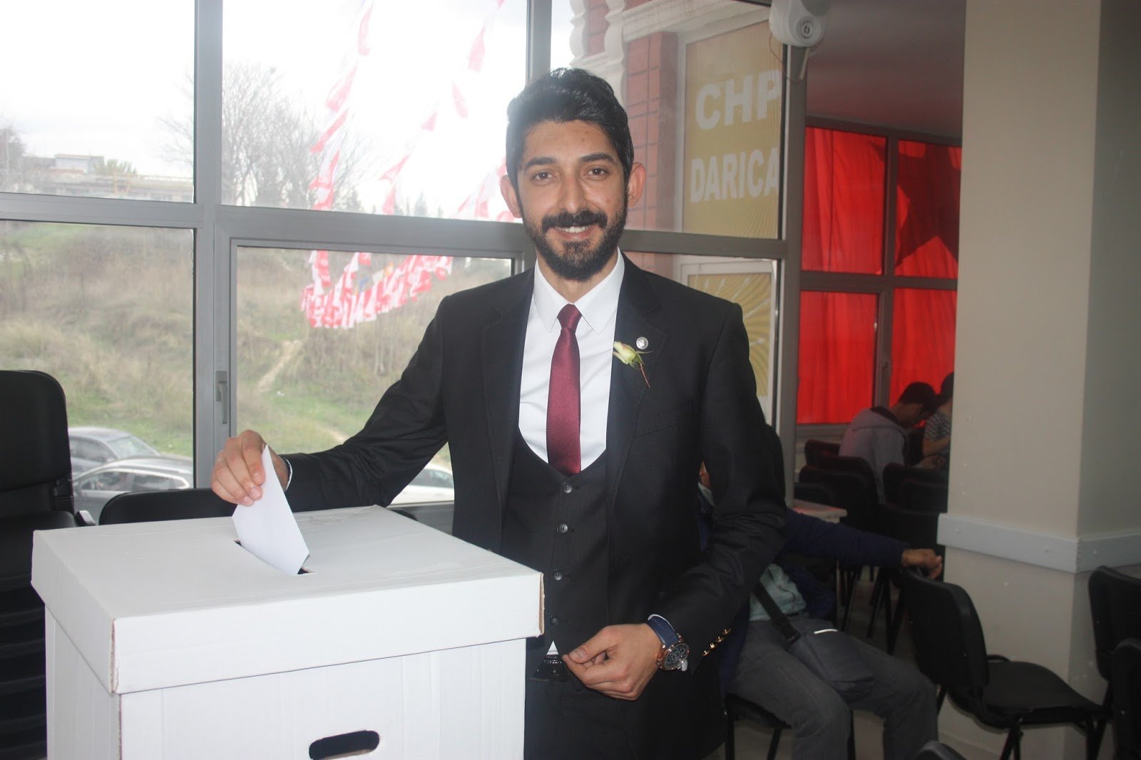 CHP Darıca Gençlik Kolları'nda başkan yeniden Işık oldu!