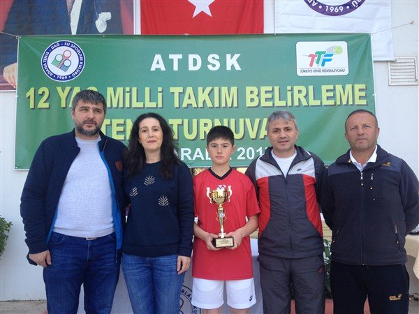 ÖZEL İLİM’DE MİLLİ GURUR