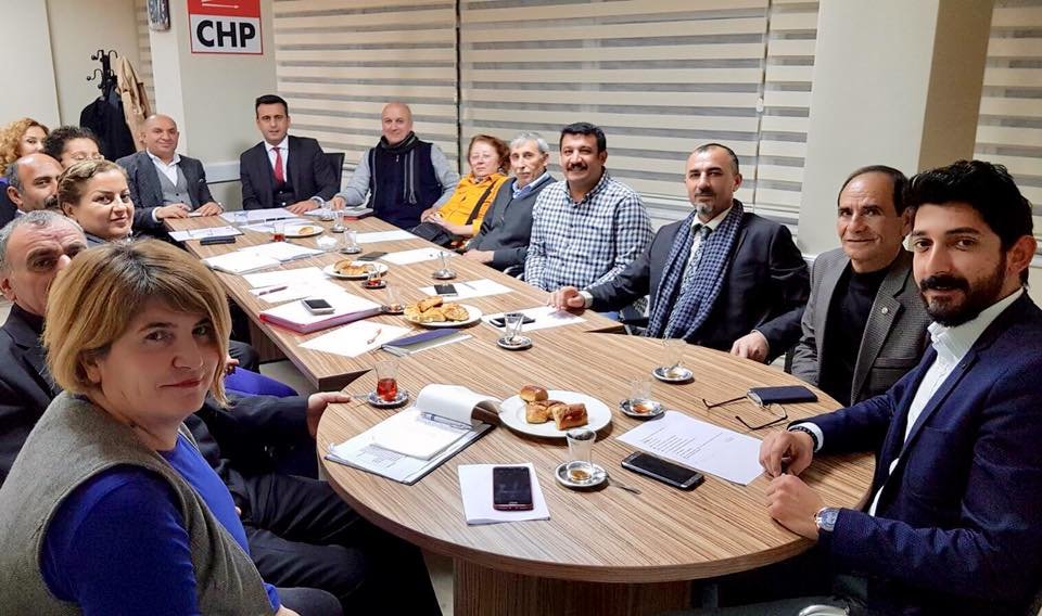 Tarhan, CHP Darıca'yı ziyaret etti