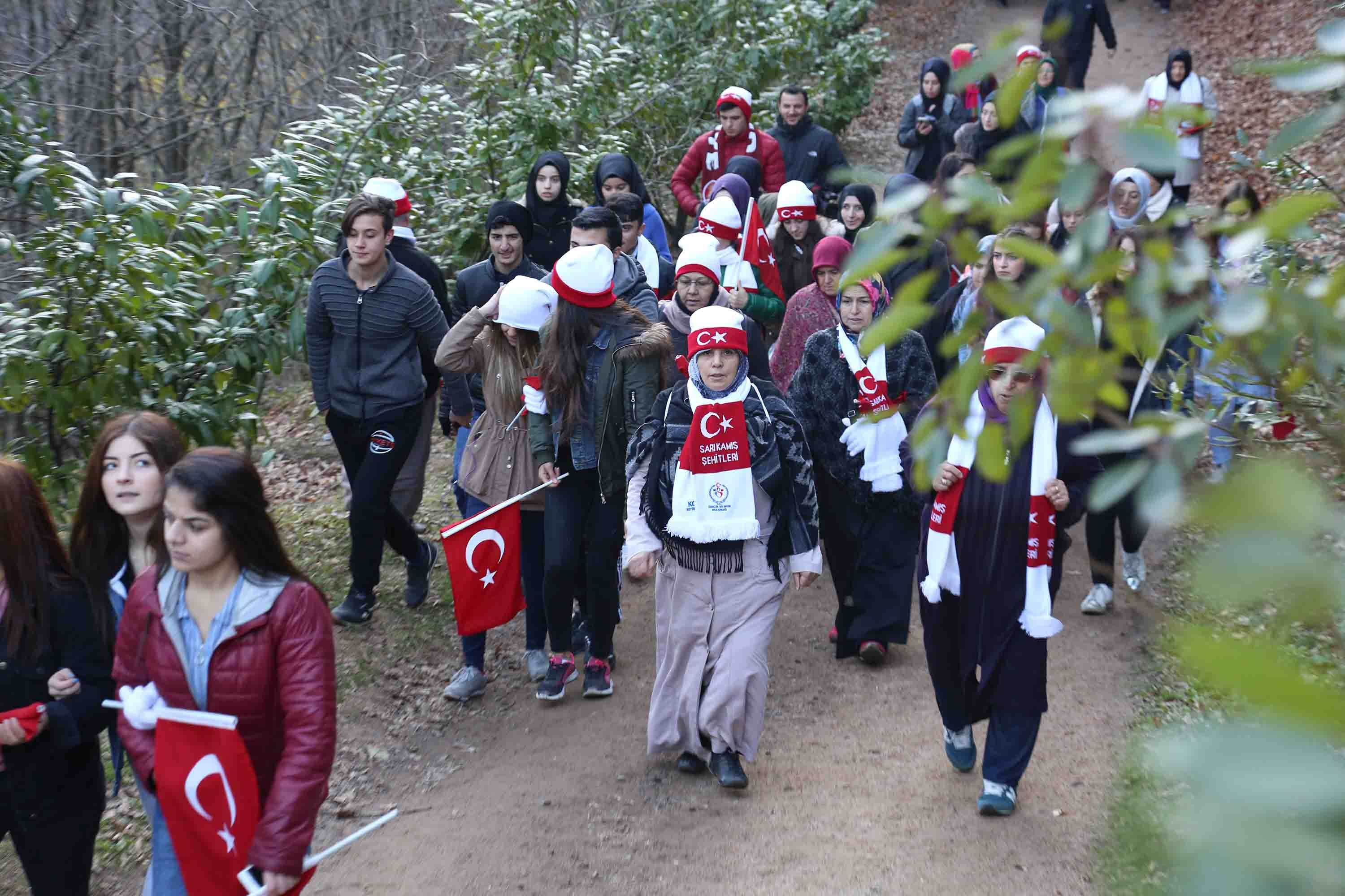 Binler Sarıkamış Şehitleri için yürüdü