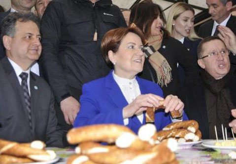 Akşener İzmit'de