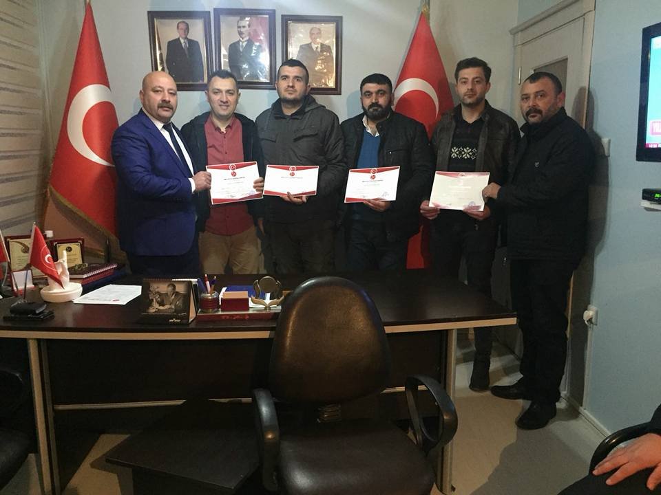 MHP Darıca mahalle başkanlarını atadı