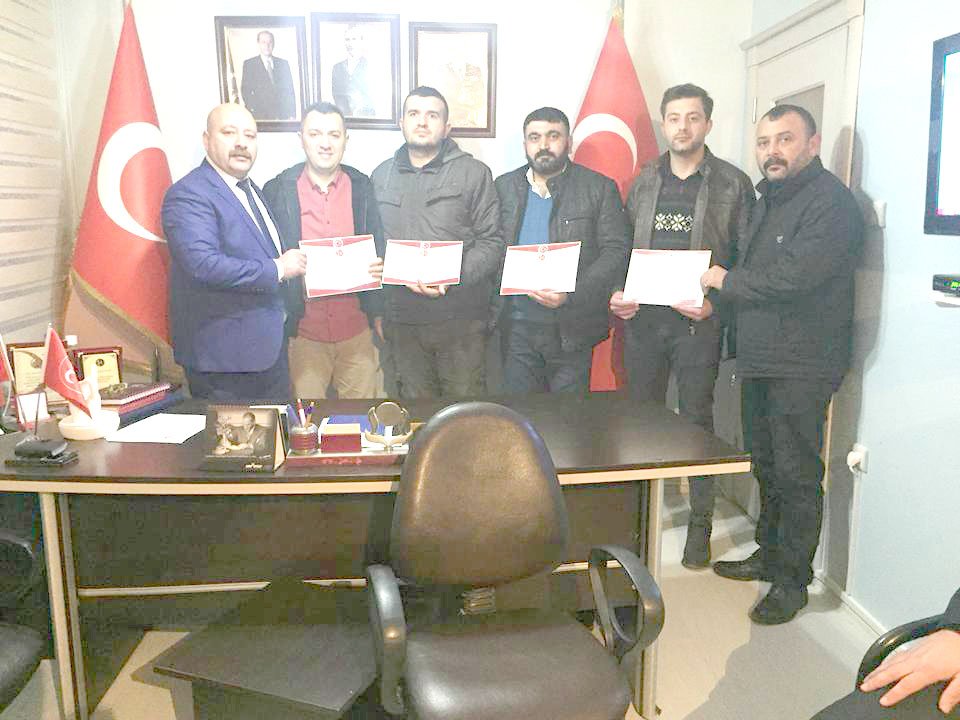 MHP Darıca mahalle başkanlarını atadı