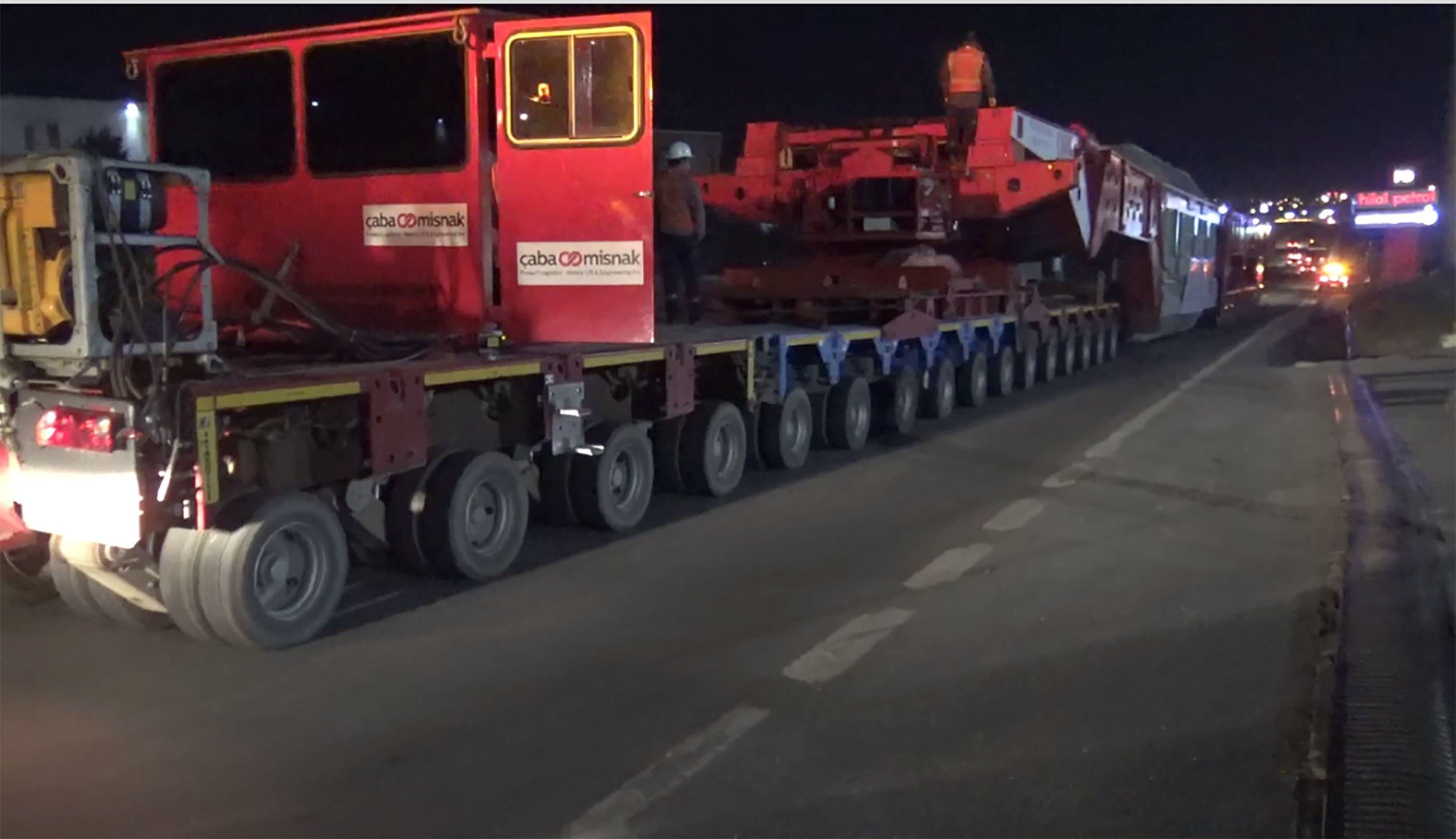 Gebze'de yapıldı 280 tekerlekli araçla taşındı