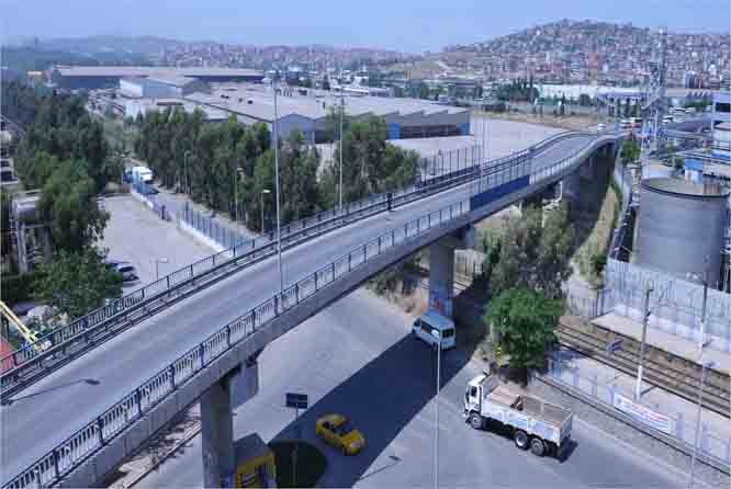 Osmangazi Köprüsü trafiği insanları bezdiriyor!