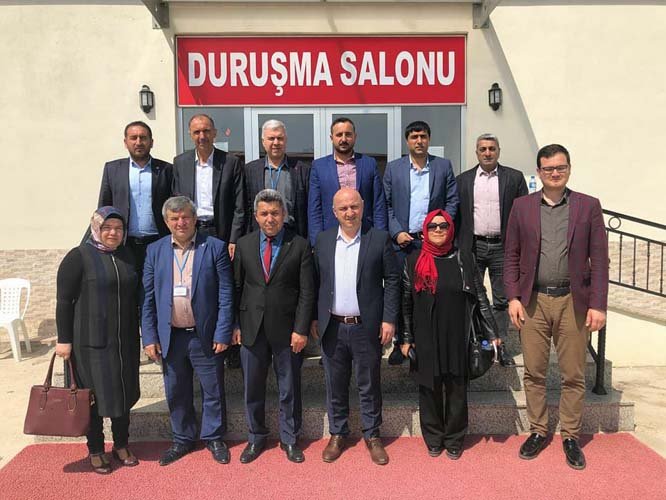 Ak Parti Darıca, FETÖ davasına gitti