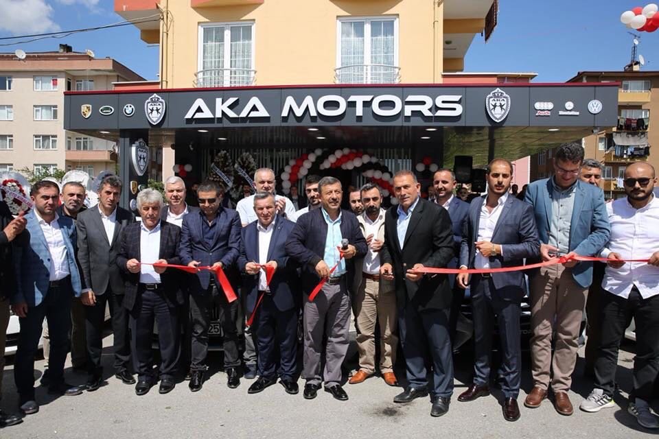 AKA Motors'un açılışına yoğun ilgi
