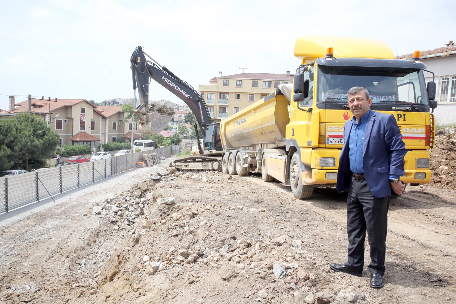 Karabacak, Kapalı Pazar İnşaatı'nı inceledi!