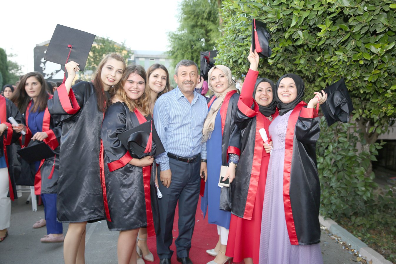 Aslan Çimento TEML'de mezuniyet coşkusu