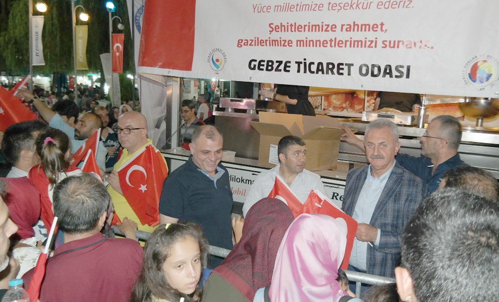 GTO, 15 Temmuz'da hayır lokması dağıttı