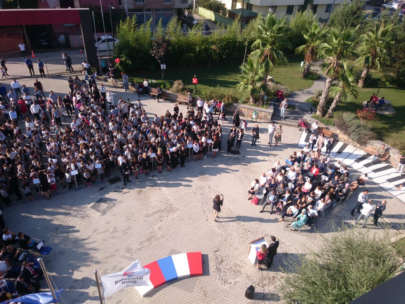 Bahçeşehir Koleji Darıca Fen ve Teknoloji Lisesi eğitime başladı