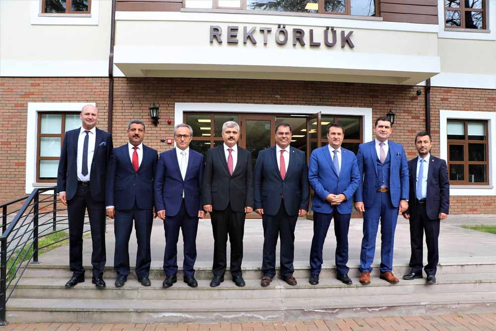 Rektör Aslan müdürleri ağırladı