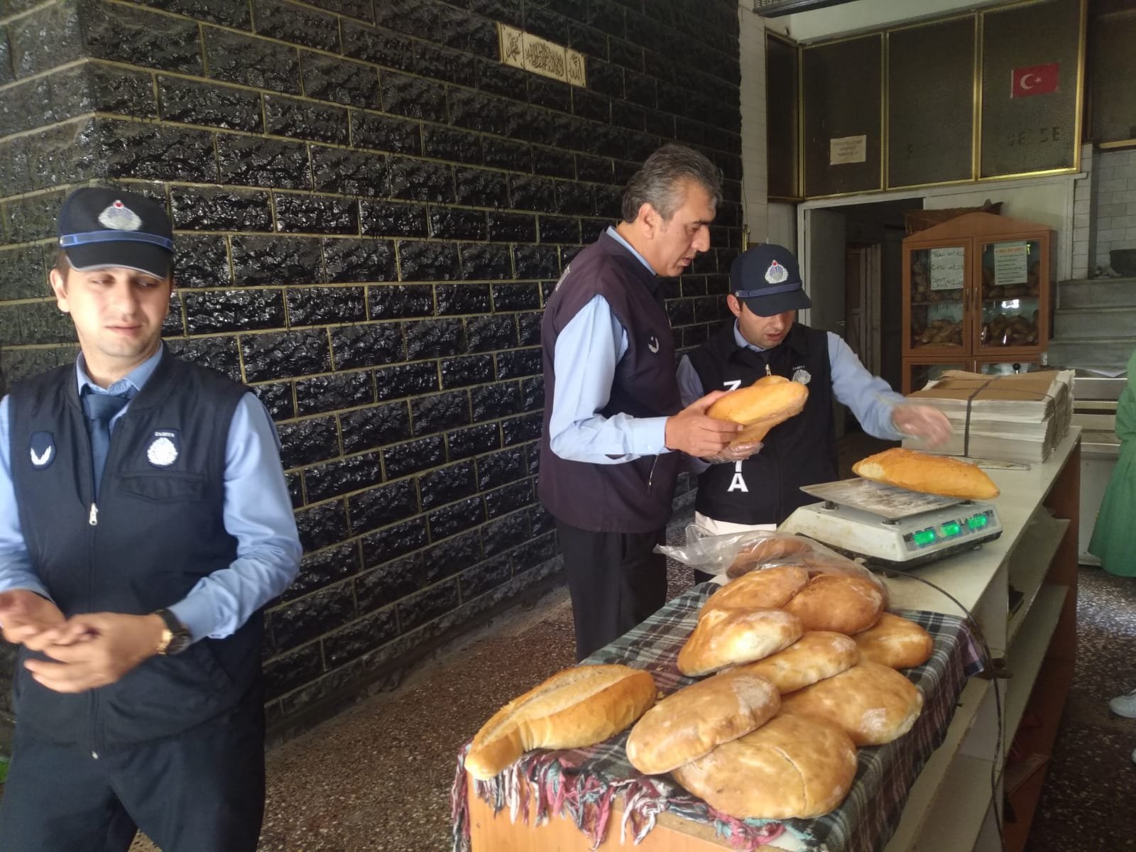 Darıca'da fırınlarda gramaj denetimi yapıldı