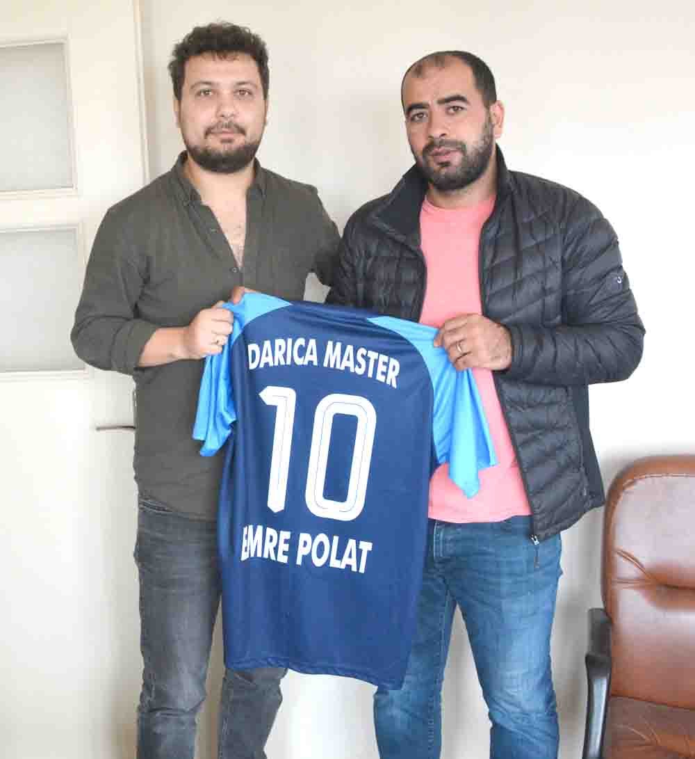 Darıca Masterler'dan gazetemize forma hediyesi