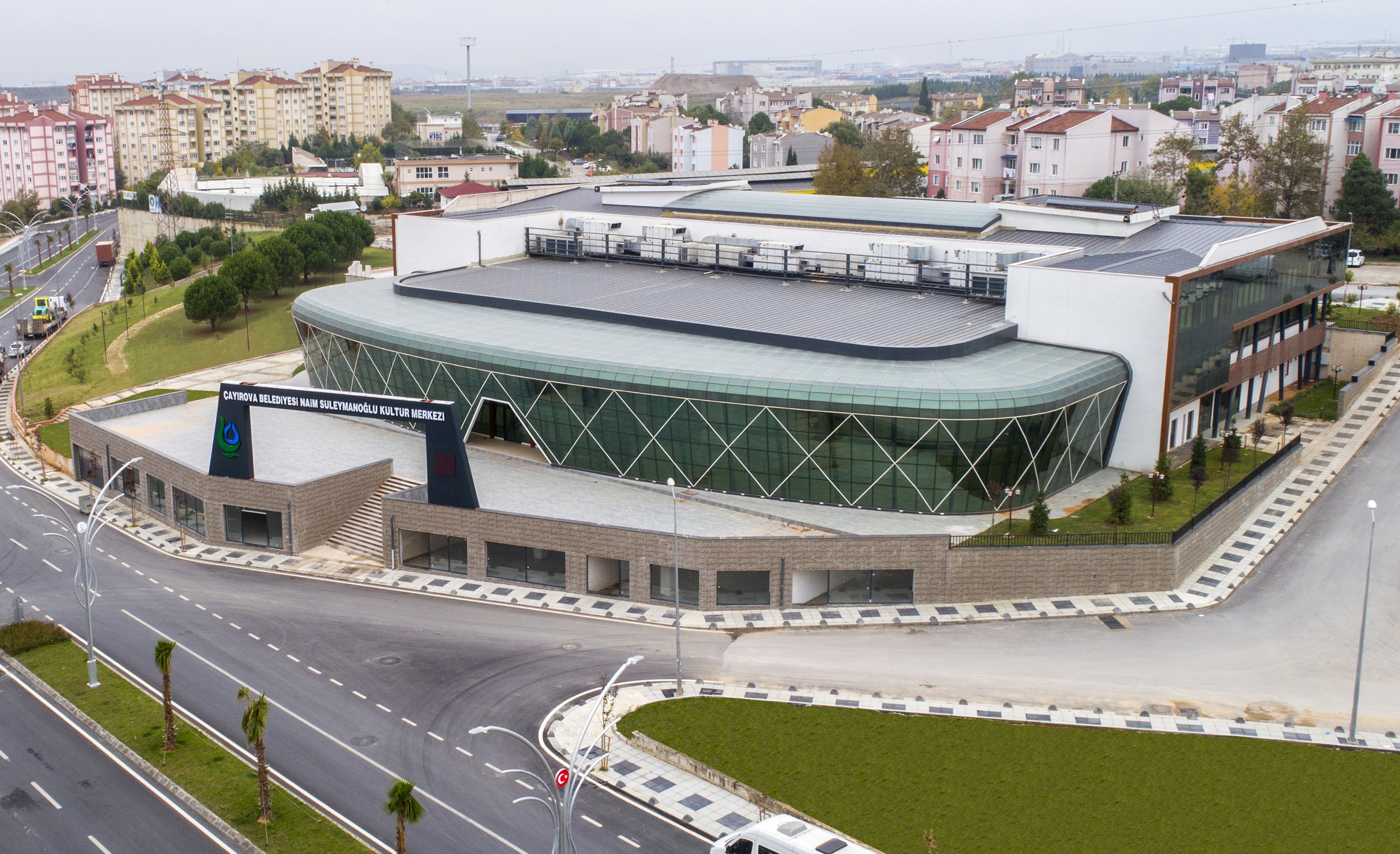 Naim Süleymanoğlu Kültür Merkezi açılıyor