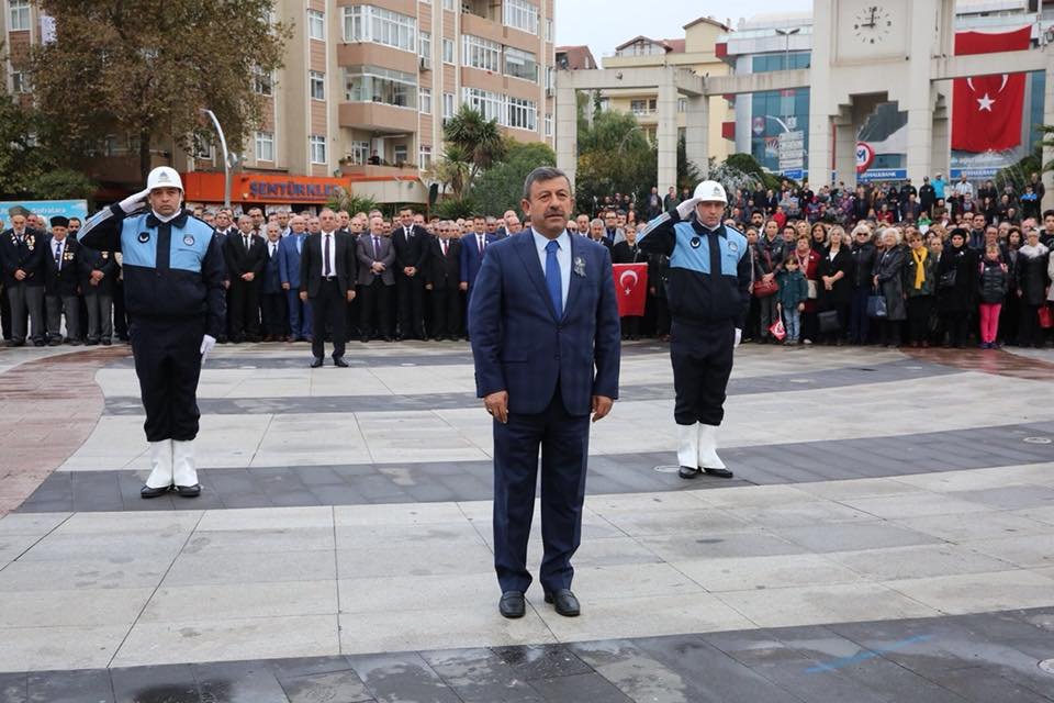 Atatürk, Darıca'da da minnetle andı