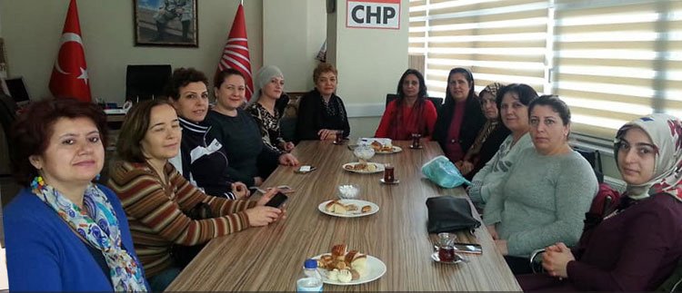 CHP Darıca'da kadınlar görevleri paylaştı