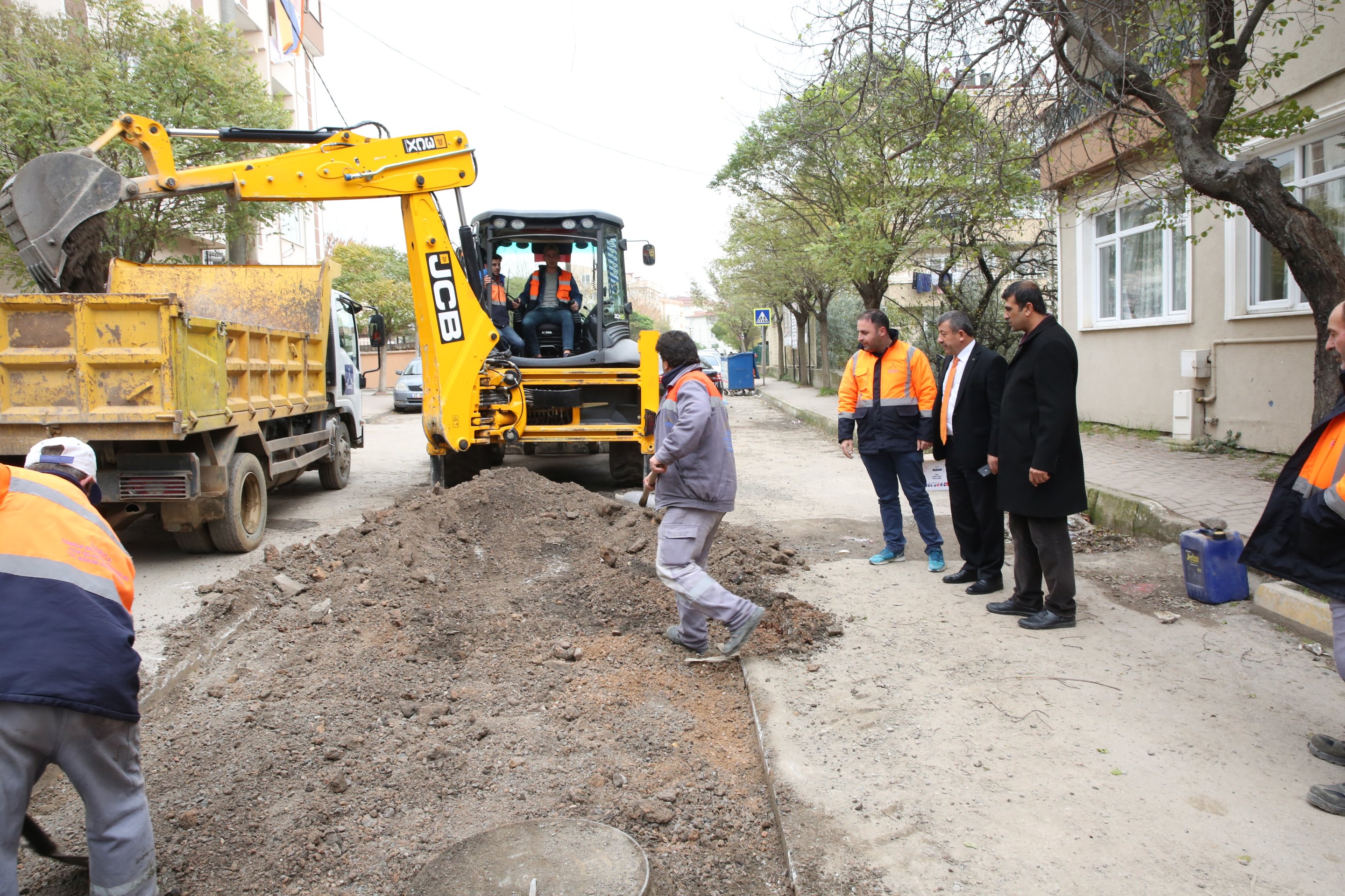 Darıca'da üst yapı çalışmaları sürüyor