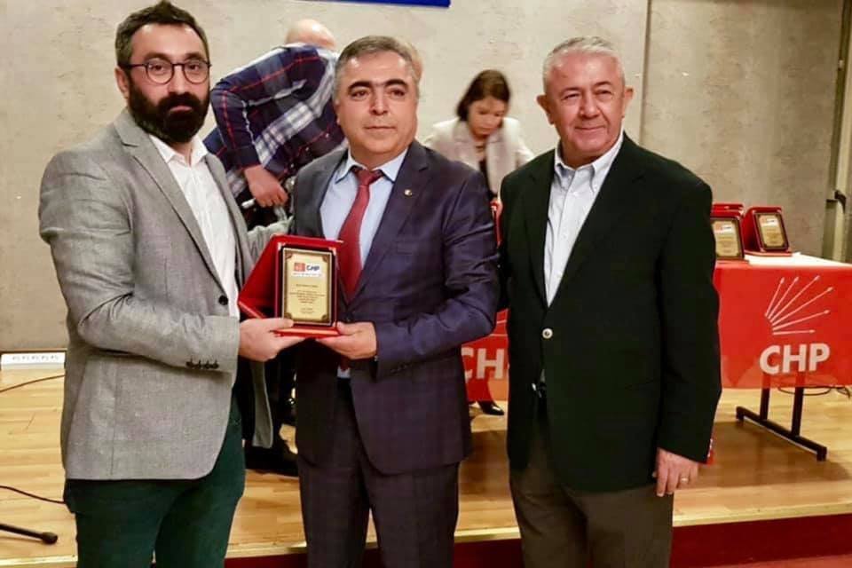 İbrahim Karslı'ya başarı plaketi