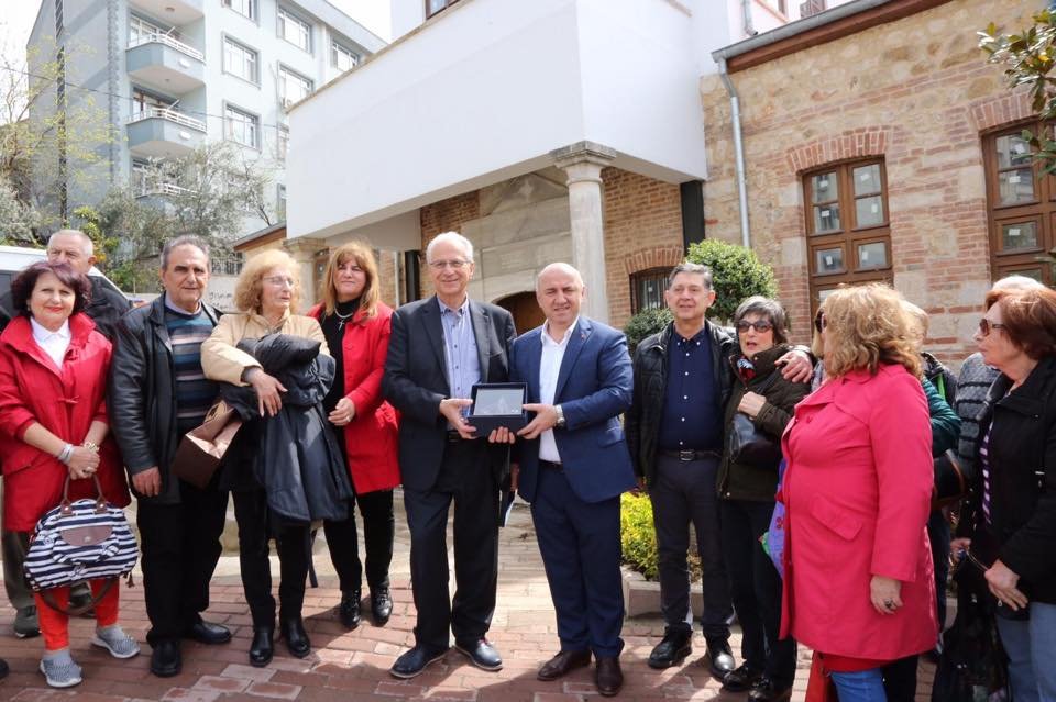  Yunanlılar, dedelerinin Darıca'daki okulunu görünce şaşırdılar