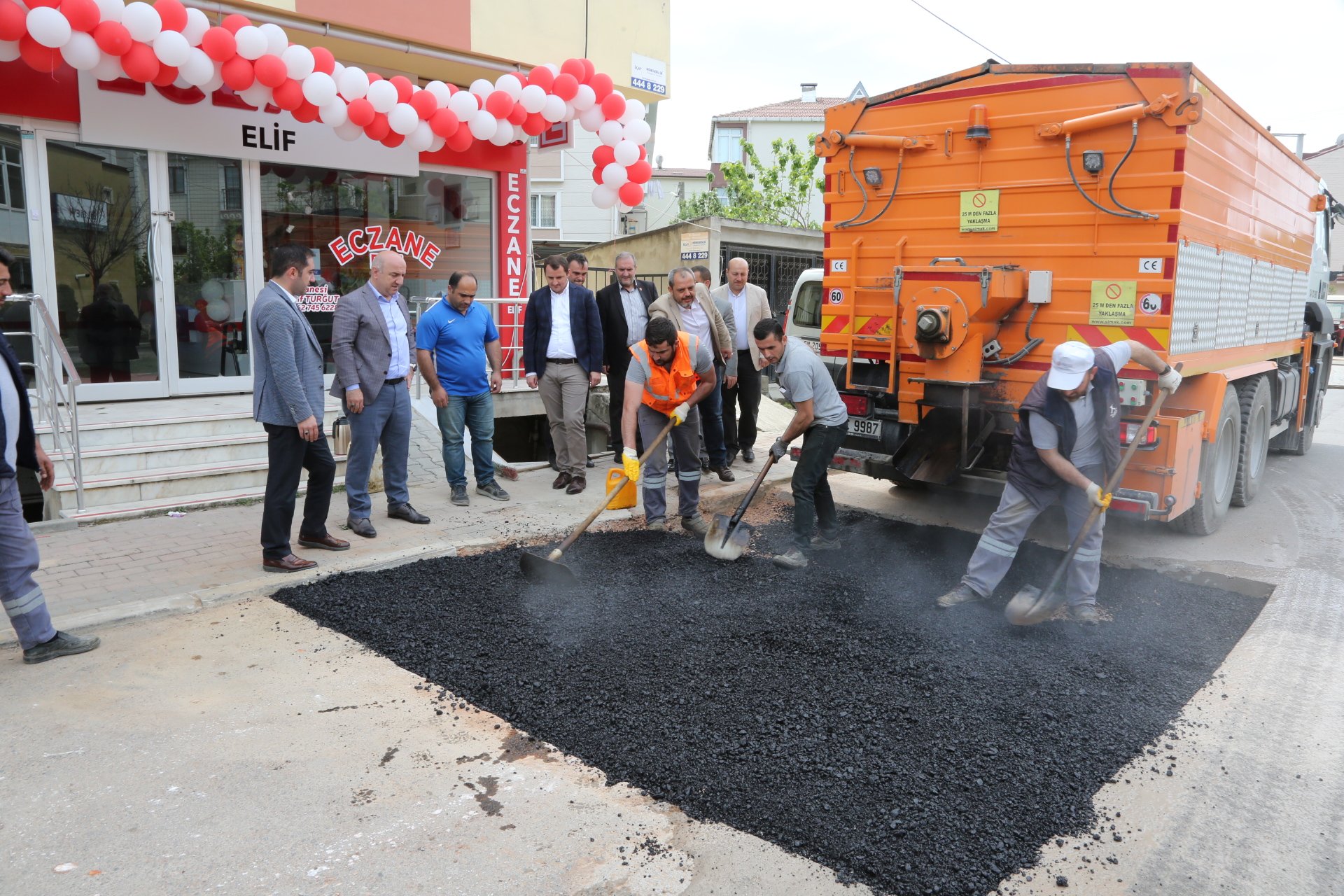 Darıca'da yollar onarılıyor!