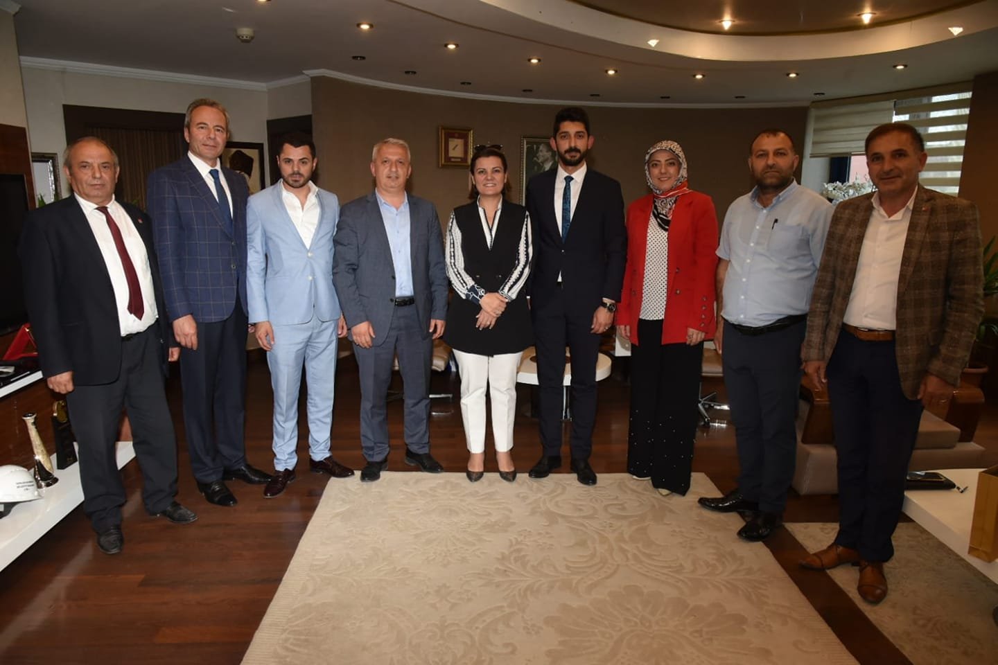 CHP'li meclis üyelerinden Hürriyet'e ziyaret