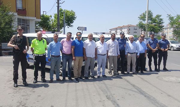 Emniyete bağışlanan 5 araçtan 2'si teslim edildi