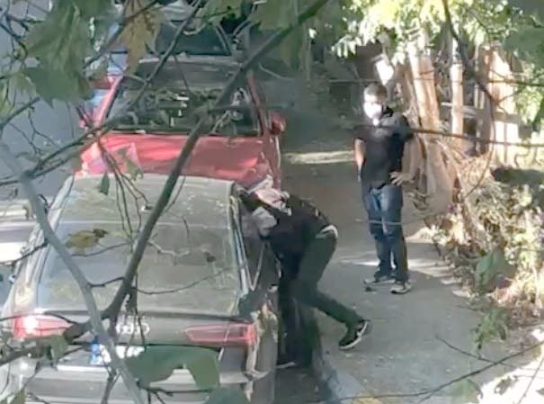 Darıca'daki soygun kameralara yakalandı