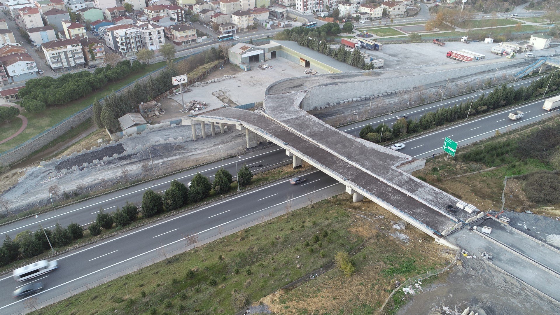 Tuzla Şifa – Çayırova bağlantı köprüsünde çalışmalar hızla sürüyor